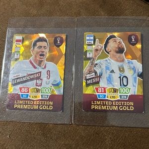 Fifa world cup cards, Messi and Lewandowski